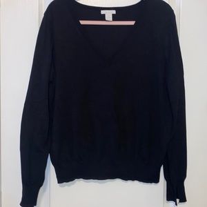 BLACK V NECK SWEATER